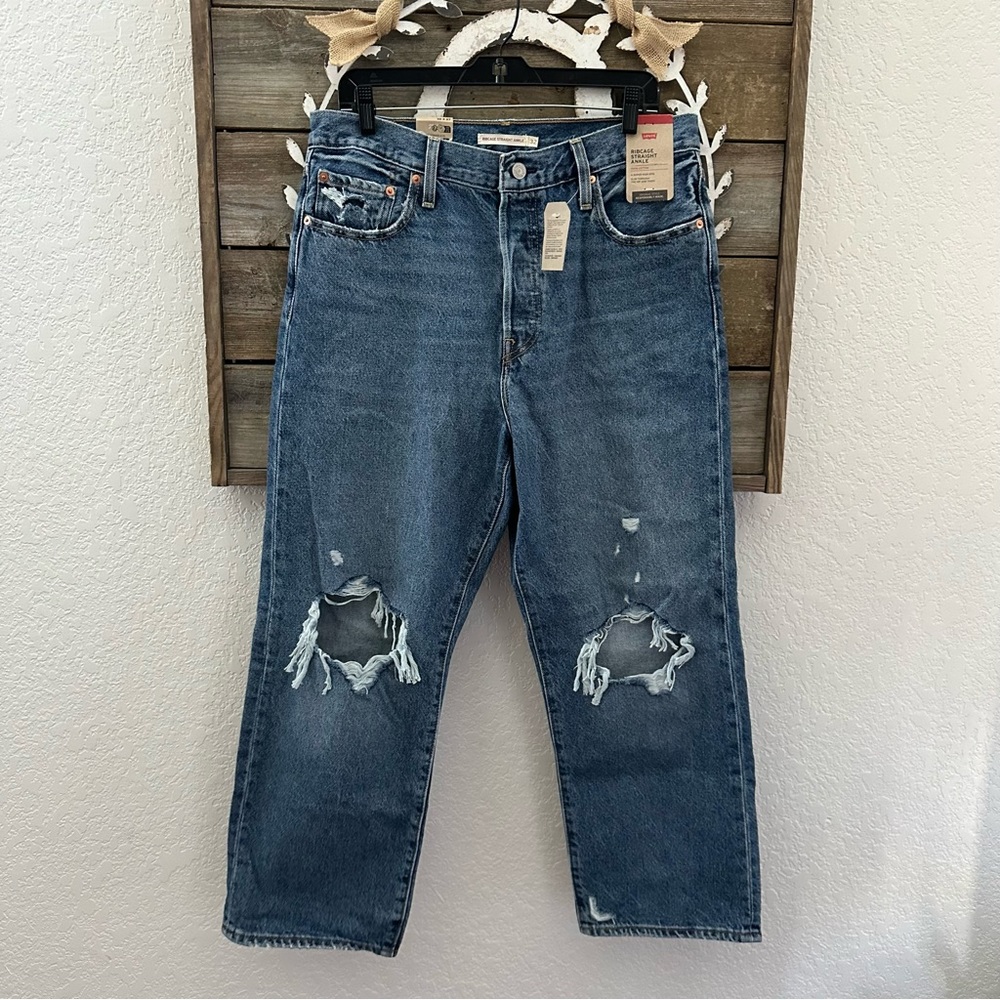 Levi’s Ribcage Straight Ankle Blue Distressed Jeans Ladies 32 NWT